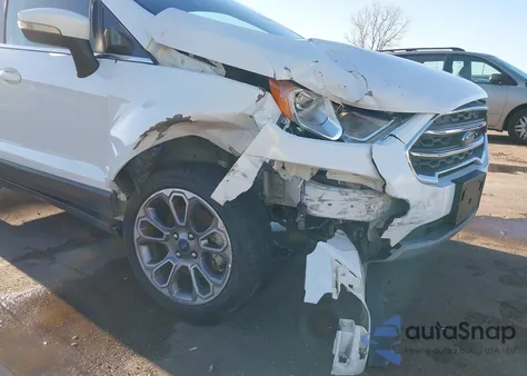 2018 Ford Ecosport Titanium z USA, uszkodzony, nr VIN MAJ3P1VE5JC204477